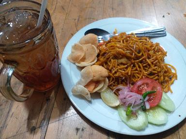 https://horego-prod-outlets-photos.s3.ap-southeast-3.amazonaws.com/horego.com/sepatan-timur/restaurant/mie-aceh-selapajang/review/thumbnail/af1qipn8wafomc_gfmfoo_rmer8whvjxwe7q84iv4g_0.jpg