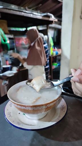 https://horego-prod-outlets-photos.s3.ap-southeast-3.amazonaws.com/horego.com/serengan/restaurant/bakso-dan-wedang-kacang-pak-jum-kartopuran-solo/review/thumbnail/af1qipowvrva-er3j6u-hkxsdyt0t-6r3vig3fi3euwr.jpg