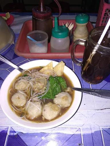 https://horego-prod-outlets-photos.s3.ap-southeast-3.amazonaws.com/horego.com/serengan/restaurant/bakso-lestari/review/thumbnail/af1qipopbeyhsjyeqwpfnrgd9mdctwavm1ibom_ez76d.jpg