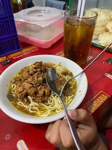 https://horego-prod-outlets-photos.s3.ap-southeast-3.amazonaws.com/horego.com/serengan/restaurant/mie-ayam-bakso-pak-dhe/review/thumbnail/af1qipminegyucndtdvtskrtkwbeb8ircxfnpduuubns.jpg