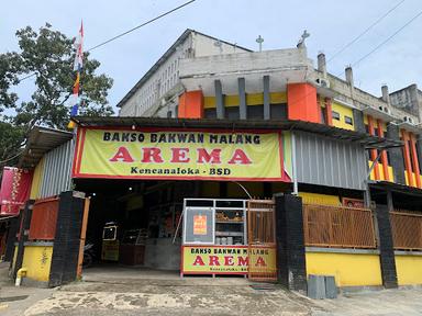 https://horego-prod-outlets-photos.s3.ap-southeast-3.amazonaws.com/horego.com/serpong/restaurant/bakso-bakwan-malang-arema-laris-kencana/review/thumbnail/af1qippoah4xgg8pylooyra8zprrx10a9lwwnkzrp59y.jpg