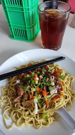 https://horego-prod-outlets-photos.s3.ap-southeast-3.amazonaws.com/horego.com/serpong-utara/chinese-restaurant/bakmie-aloi/review/thumbnail/af1qipmcxgq9cm7hcqfg1ttqg9do4joyo-yahxblk-4o.jpg