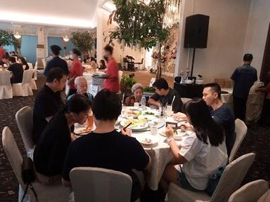 https://horego-prod-outlets-photos.s3.ap-southeast-3.amazonaws.com/horego.com/serpong-utara/chinese-restaurant/central-restaurant-function-hall/review/thumbnail/af1qipnqha9w_bjkldiugoohkm1ys0weukheeizv3mht.jpg