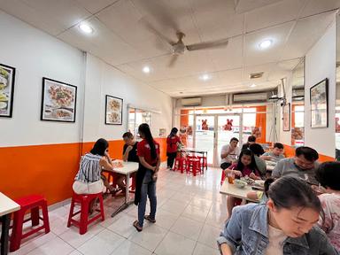 https://horego-prod-outlets-photos.s3.ap-southeast-3.amazonaws.com/horego.com/serpong-utara/restaurant/bakmie-ahiung-khas-jambi-alam-sutera/review/thumbnail/af1qipn6txgntb694kouqf43nsscdljl5unqfo7eoxol.jpg