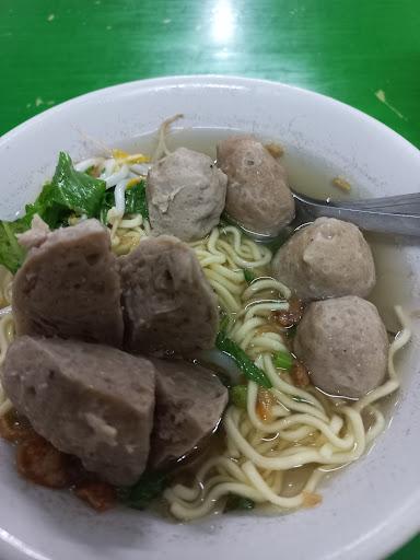 https://horego-prod-outlets-photos.s3.ap-southeast-3.amazonaws.com/horego.com/serpong-utara/restaurant/bakso-big-top/review/thumbnail/af1qipnd0l4vm448qklmqfvkr0hj85batk4woijr51zh.jpg