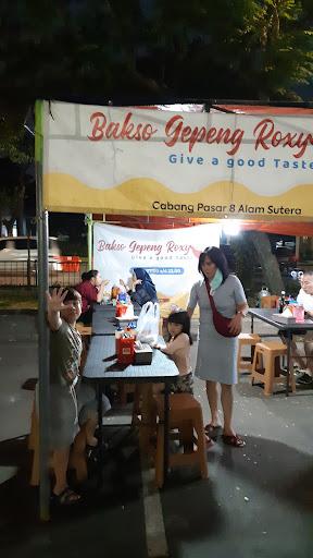 https://horego-prod-outlets-photos.s3.ap-southeast-3.amazonaws.com/horego.com/serpong-utara/restaurant/bakso-gepeng-roxy/review/thumbnail/af1qipopsfzl0dhgiuosryxlu4ya-inrznrbvnde-n6f.jpg