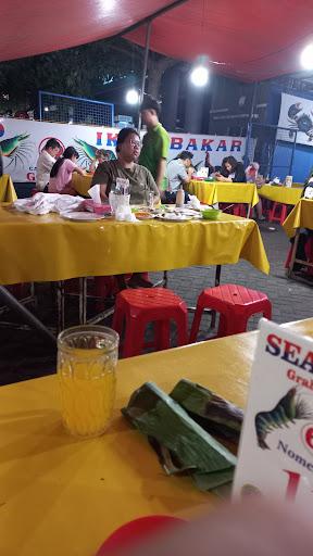 https://horego-prod-outlets-photos.s3.ap-southeast-3.amazonaws.com/horego.com/serpong-utara/restaurant/seafood-69-graha-raya-regency/review/thumbnail/af1qipmuj25p7mi4vku4vdcgly1ehbic825tfojtmb06.jpg