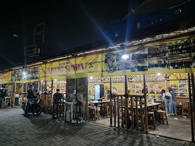 https://horego-prod-outlets-photos.s3.ap-southeast-3.amazonaws.com/horego.com/serpong-utara/restaurant/warung-nasi-urang-sunda/review/thumbnail/af1qipoz1kssrimcgkw3x95ddq3rwt0uq8egrgz6mgbd.jpg