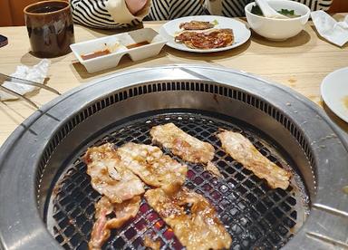 https://horego-prod-outlets-photos.s3.ap-southeast-3.amazonaws.com/horego.com/setia-budi/japanese-restaurant/gyu-kaku-japanese-bbq/review/thumbnail/af1qipprncr7pt_twao798j-4rmvu66xi5us5juufr8a.jpg