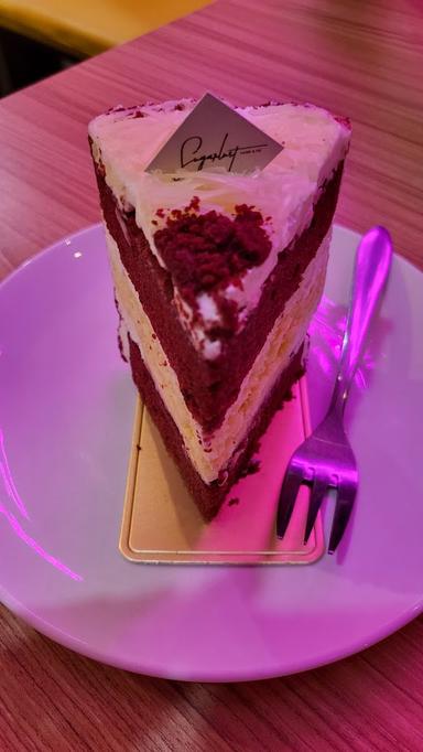 https://horego-prod-outlets-photos.s3.ap-southeast-3.amazonaws.com/horego.com/sidoarjo/cafe/sugarlust-cake-coffee-shuga-cafe-/review/thumbnail/af1qipmrwfoobkgasllkxb2zuaialwbanoq7wpzqzdhc.jpg