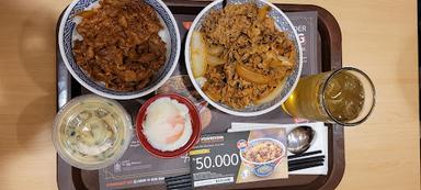 https://horego-prod-outlets-photos.s3.ap-southeast-3.amazonaws.com/horego.com/sukajadi/japanese-restaurant/yoshinoya-setiabudhi/review/thumbnail/af1qipnb1kxg0ntjx3dk-tiobglswzyuespoclrpzghm.jpg