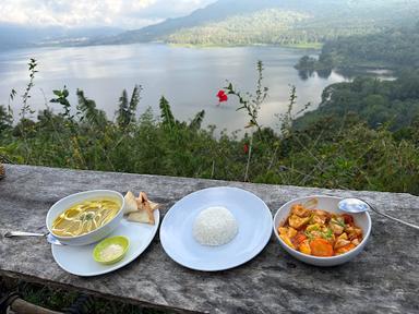 https://horego-prod-outlets-photos.s3.ap-southeast-3.amazonaws.com/horego.com/sukasada/restaurant/warung-makan-neriki/review/thumbnail/af1qipofcr3owmc9nscka5ygbgzmx2lumj_7m8kzp5wo.jpg