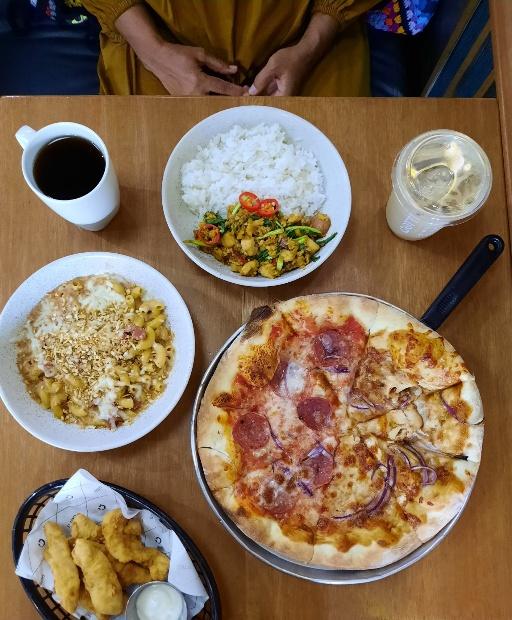 Gotti Pizza & Coffee Sukmajaya review