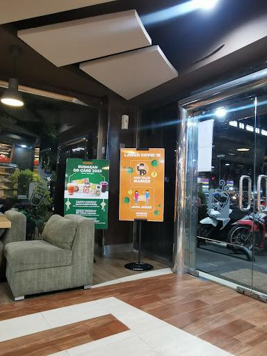 https://horego-prod-outlets-photos.s3.ap-southeast-3.amazonaws.com/horego.com/taman-sari/restaurant/dunkin-donuts-mangga-besar/review/thumbnail/af1qippakfzz4uktz8iagrhu_7ommu3_ciaouvxuvpvo.jpg