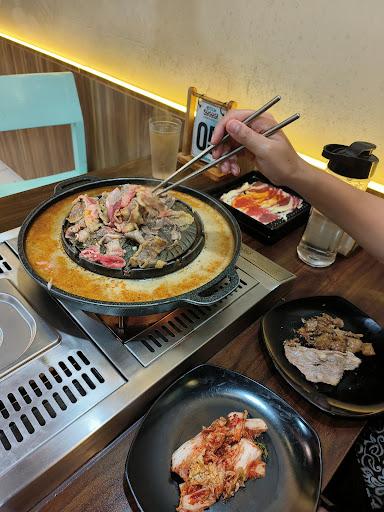 https://horego-prod-outlets-photos.s3.ap-southeast-3.amazonaws.com/horego.com/taman-sari/restaurant/sogogi-shabu-grill-mangga-besar/review/thumbnail/af1qipnvdytgplcmfop7mq5ba8lb3q-nsecnweyelfmh.jpg