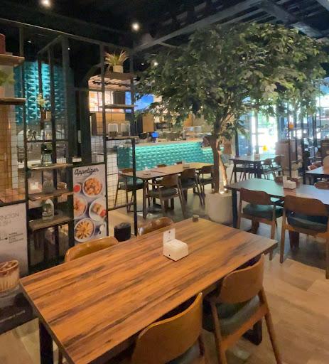 3Point Cafe & Resto - Tebet review