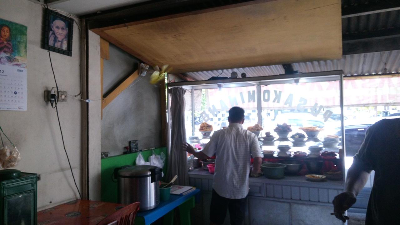 Masakan Padang Pusako Minang review