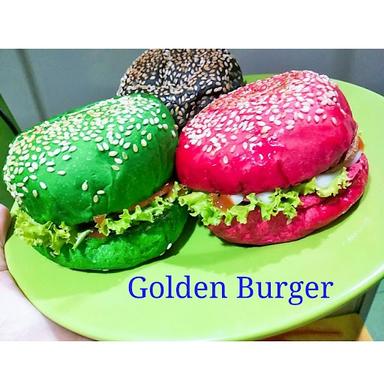 https://horego-prod-outlets-photos.s3.ap-southeast-3.amazonaws.com/horego.com/tembalang/restaurant/golden-burger-sosis-kebab-dan-salad-buah/review/thumbnail/af1qipotjuu_lonv8x9n3evdhwwglru1d-rrbocw1r-s.jpg