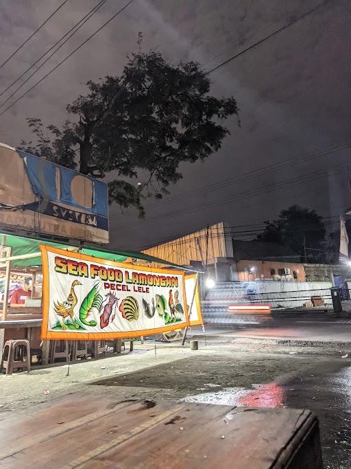 Seafood Pecel Lele Lamongan review