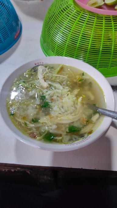 https://horego-prod-outlets-photos.s3.ap-southeast-3.amazonaws.com/horego.com/trucuk/restaurant/warung-soto-mbah-darmo/review/thumbnail/af1qipmwj4mt8w9rpbwaurjlvj0qonon1rhhi7pqzpv4.jpg