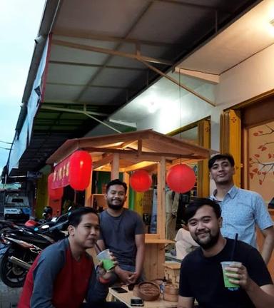 https://horego-prod-outlets-photos.s3.ap-southeast-3.amazonaws.com/horego.com/tumpang/chinese-restaurant/yum-dimsum-malang/review/thumbnail/af1qippndjtgm-hvwtdq5plbohb2za1zprodxskj65pu.jpg