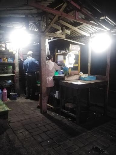 https://horego-prod-outlets-photos.s3.ap-southeast-3.amazonaws.com/horego.com/tuntang/restaurant/warung-nasgor-pak-ono-ngesal/review/thumbnail/af1qipolxnxjywdhuj0fymfduoj-vmxslhc7cqobx1xq.jpg