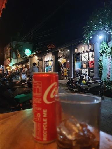 https://horego-prod-outlets-photos.s3.ap-southeast-3.amazonaws.com/horego.com/ubud/japanese-restaurant/la-mien/review/thumbnail/af1qipmank_jbgtlk4pifavz1rw4d1yqvcicxvxbvwag.jpg