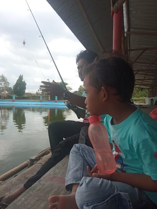Kolam Pemancingan Dan Rumah Makan Tirto Mili review