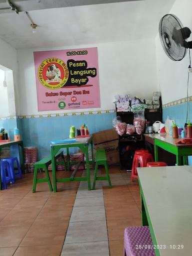 https://horego-prod-outlets-photos.s3.ap-southeast-3.amazonaws.com/horego.com/wonokromo/restaurant/bakso-super-do-a-ibu/review/thumbnail/af1qiposce1cqopc0nizctu6ut8crcyaht_bt2octati.jpg