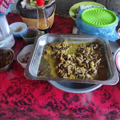 WARUNG NASI LAWAR BABI BU SUCI