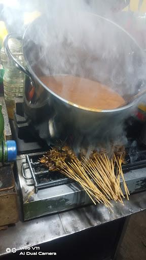 SATE PADANG PARIAMAN KAMI SAIYO GERLONG