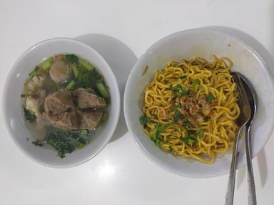 BAKSO,MIE AYAM CERIA