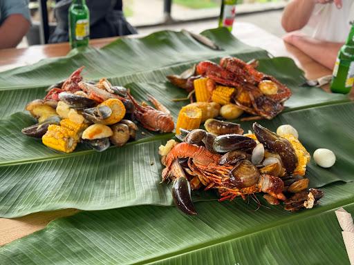 Lazy Lobster Bali & Wing Haus review