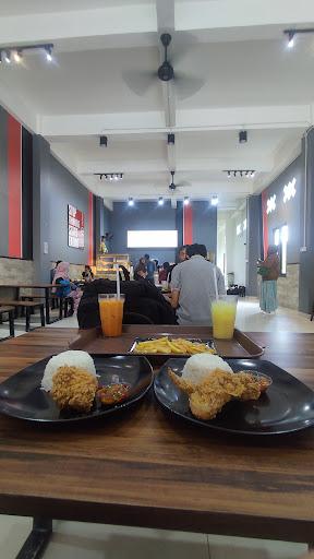 SALBY CHICKEN SMASH SOEKARNO HATTA