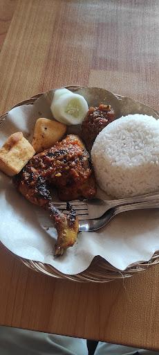 Ayam Bakar Pejuang review