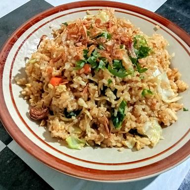 WARUNG MAKAN SEDERHANA MBAK DARTI