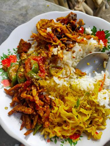 WARUNG NASI CAMPUR IBU HUL