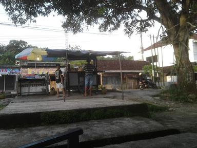 ROTI BAKAR DAN MAKLOR BANG RIDWAN