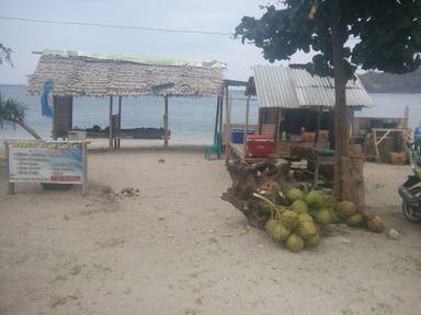 WARUNG MAKAN PLUS IKAN BAKAR IBU LILI SUKAN TA