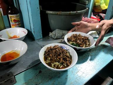 MIE AYAM SADUDULUR