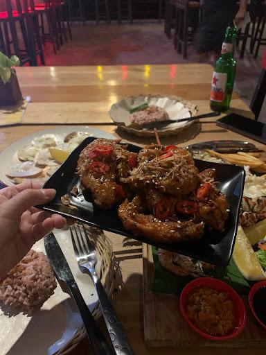 Lazy Lobster Bali & Wing Haus review