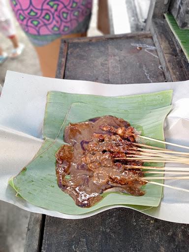 SATE AYAM MADURA PAK AZIZ