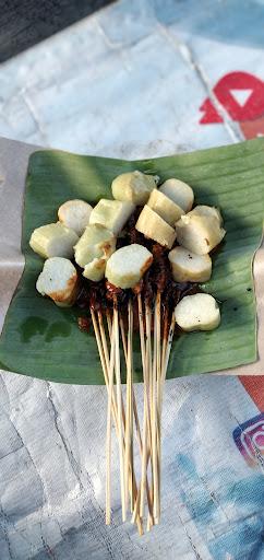 SATE AYAM MADURA PAK AZIZ