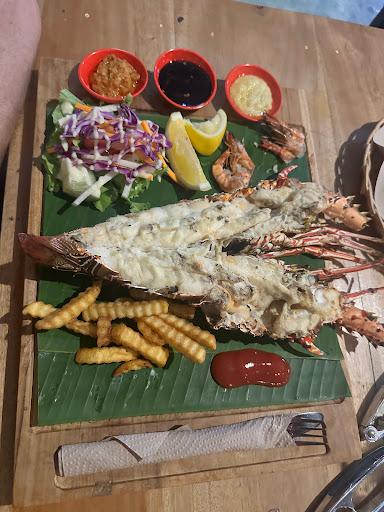 Lazy Lobster Bali & Wing Haus review