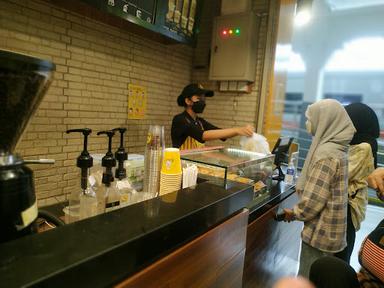 ROTI'O - STASIUN BANDUNG