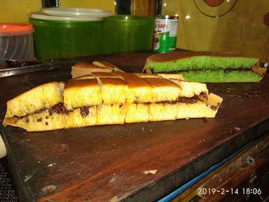 BAZAR MARTABAK TERANGBULAN