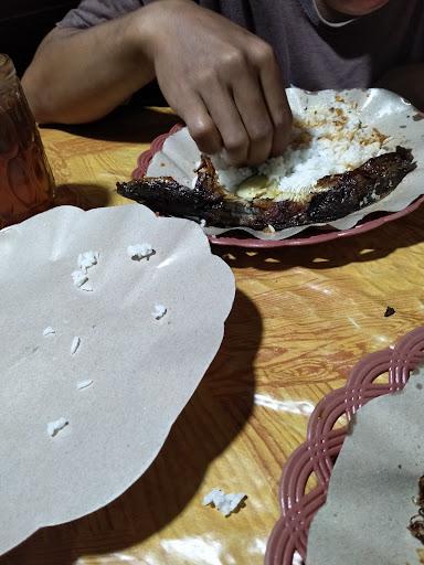 WARUNG PECEL LELE RIKA