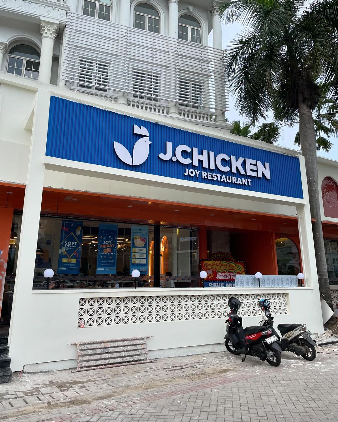 Jchicken, Resto Ayam Goreng dengan Sistem Pemasaran yang Sangat Tepat